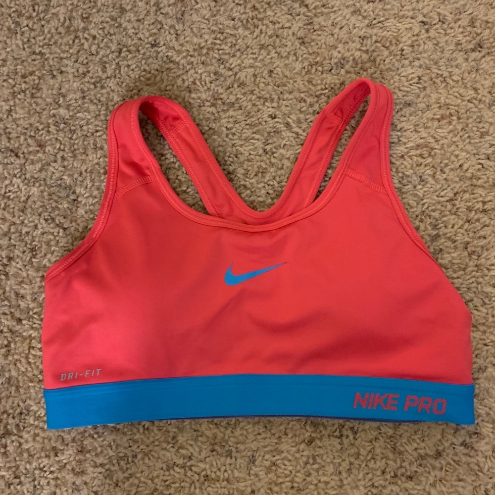 Nike Pro Sports Bra